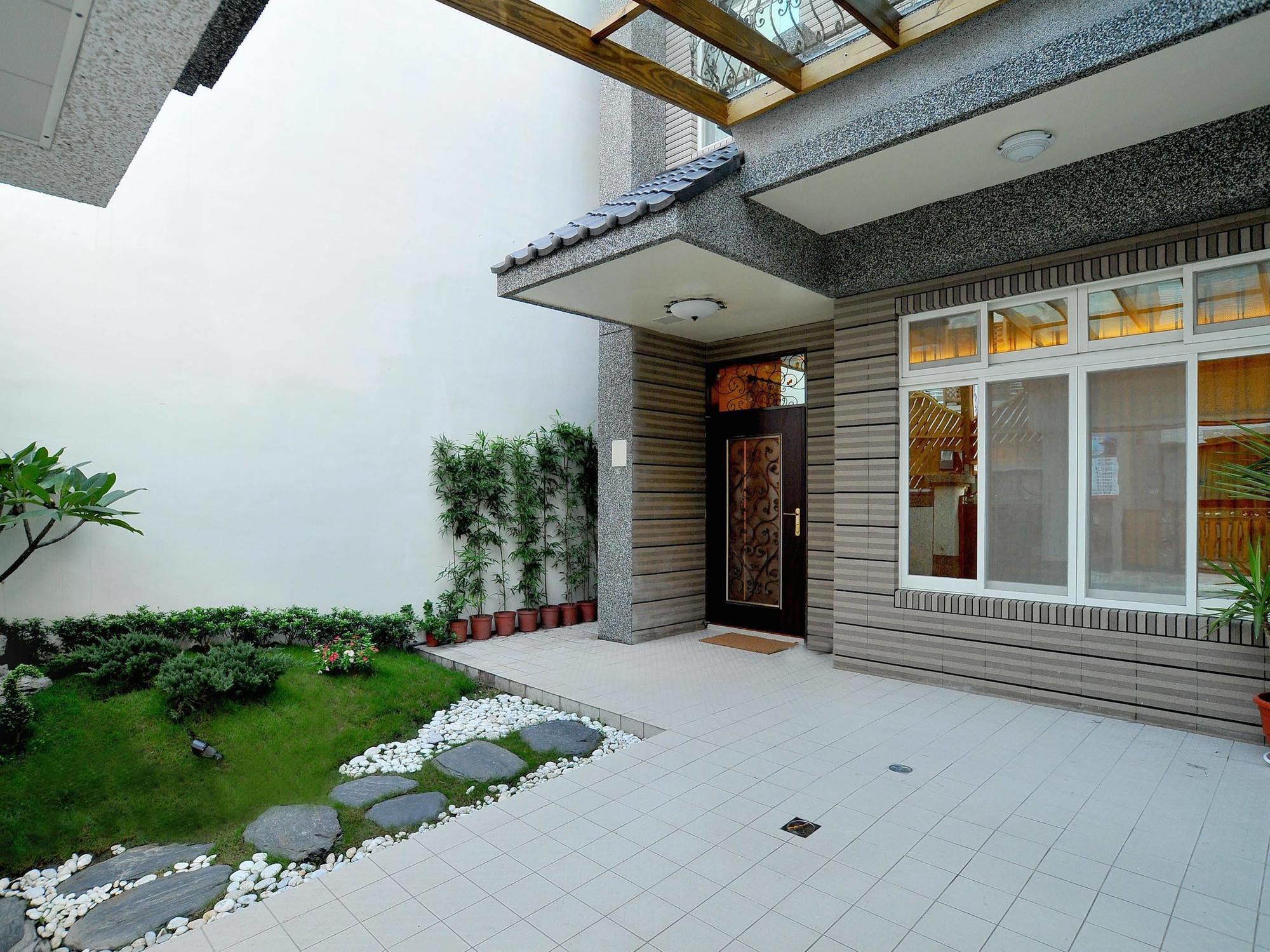 花蓮密絲朵包棟民宿 6-14人 Hualien Exterior foto